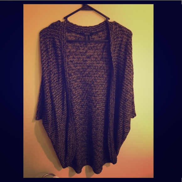 Pullover/ Cover - Picture 1 of 3